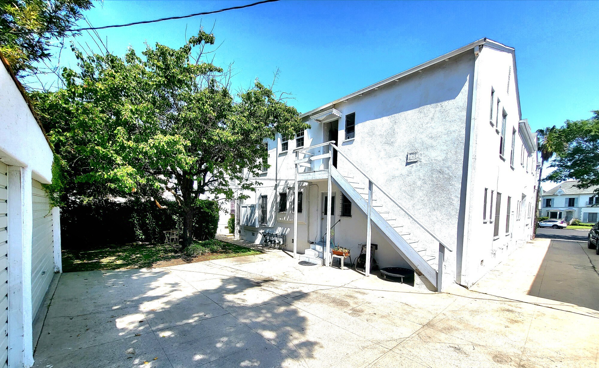 Building Photo - 1227 1/2 S Orlando Ave