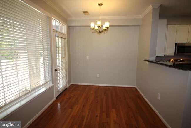 Building Photo - 2720 Bellforest Ct