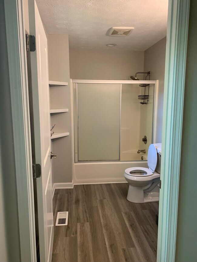 Building Photo - 5239 Ferry Creek Ln