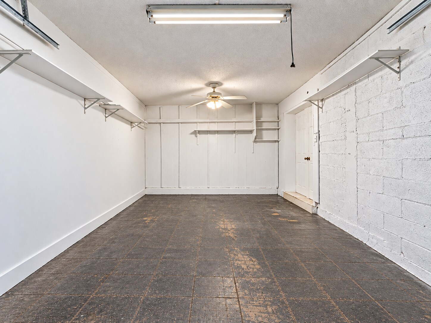 Building Photo - 5348 Bosque Ln