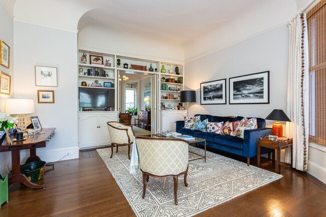 Building Photo - HUGE 5+BR/4.5BA Four Story Presidio Hts./ Laurel Village Home! Garage! Flat Yard!  PROGRESSIVE