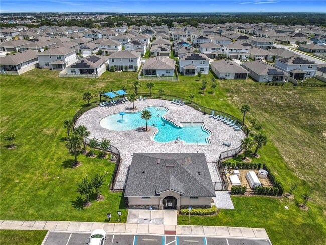 Building Photo - 2000 Chickasaw Blvd