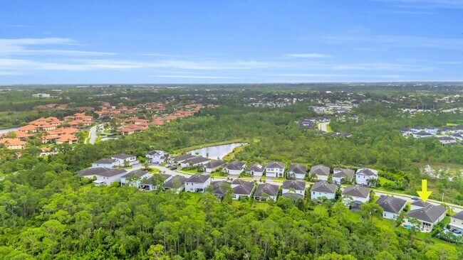 Building Photo - 4720 SW Ardsley Dr