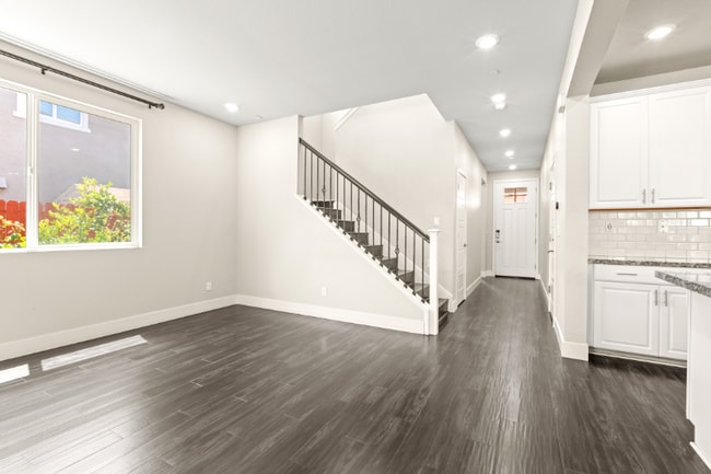 Building Photo - 4560 White Sage St