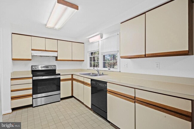 Building Photo - 11808 Bare Sky Ln