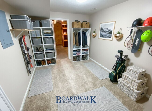 Building Photo - Stunning Draper Home with Finished Basement & Backyard Retreat