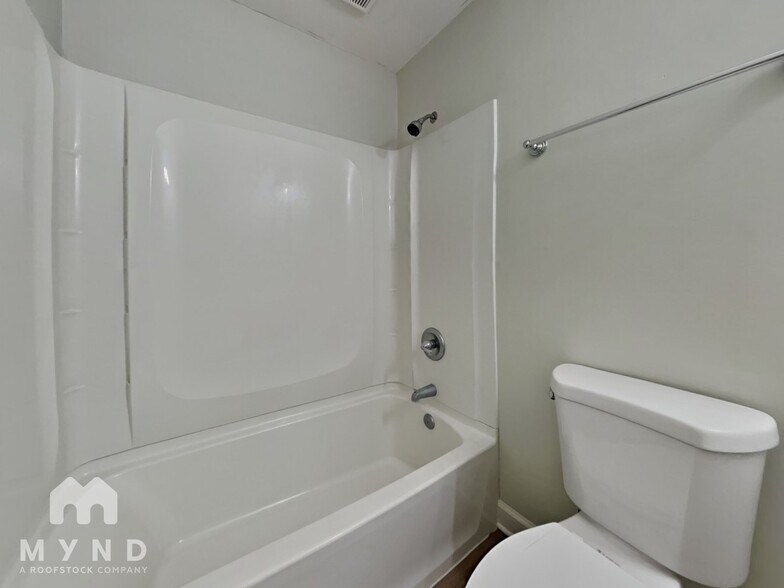 Building Photo - 10535 Jolynn Rd