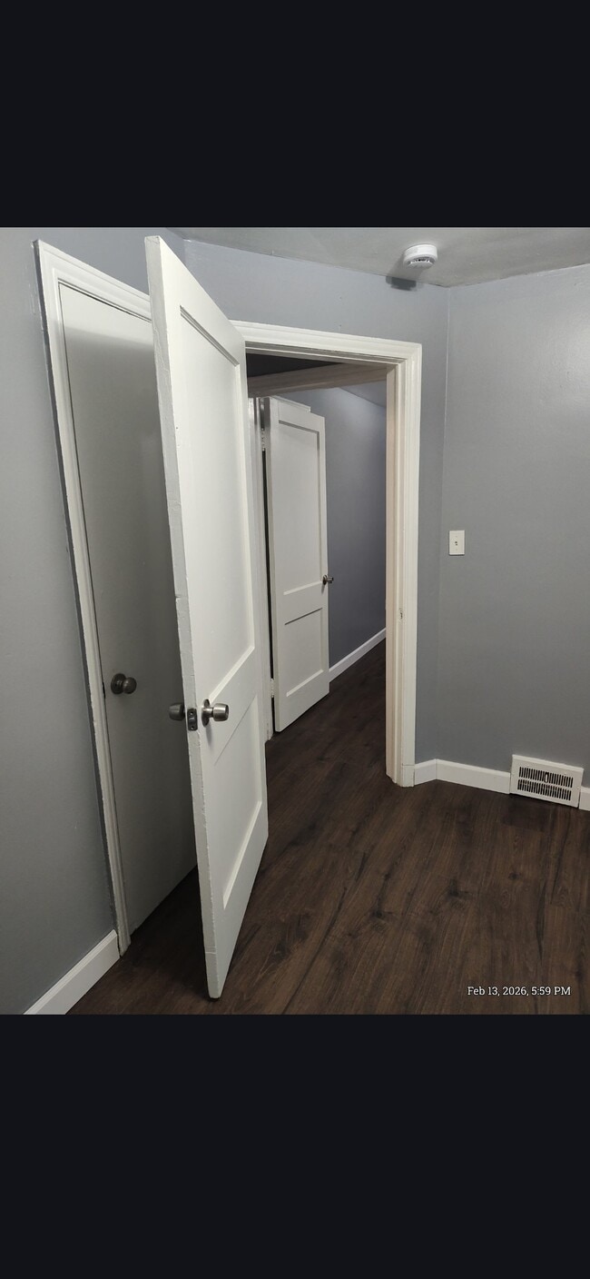 Building Photo - 11052 Chapp Ave