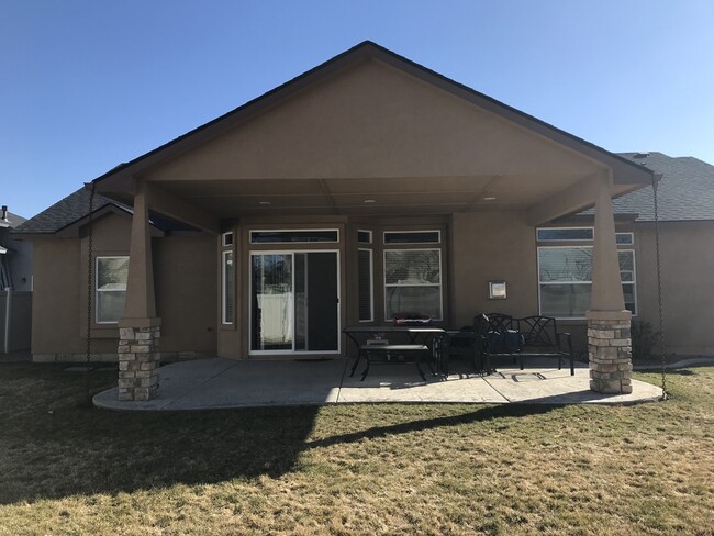 Backyard covered patio - 2744 W Divide Creek St