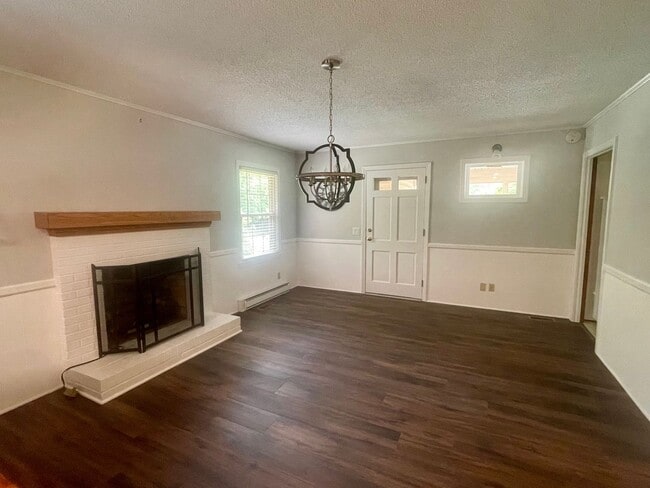 Building Photo - Lillington