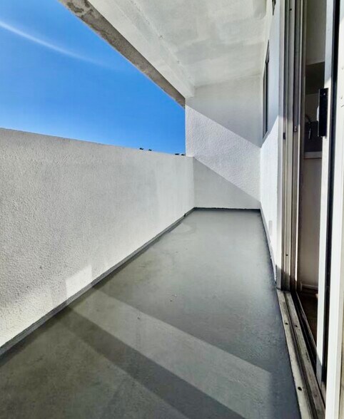 Building Photo - 4247 Inglewood Blvd