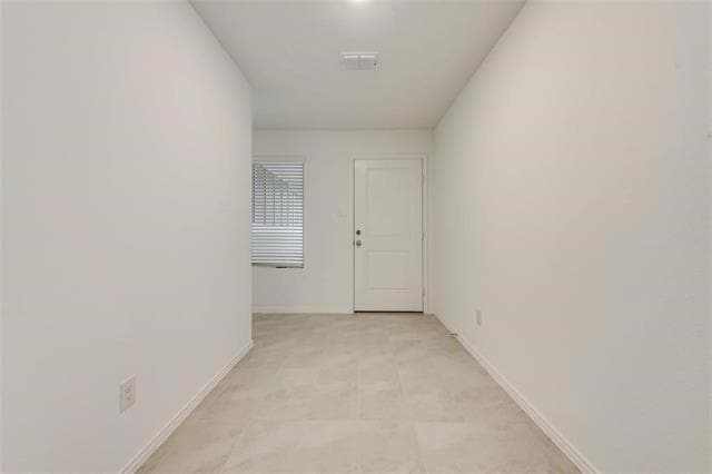 Building Photo - 9724 Skyhawk Ave
