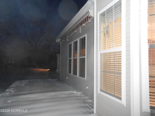 Building Photo - 10 Headwaters Pl