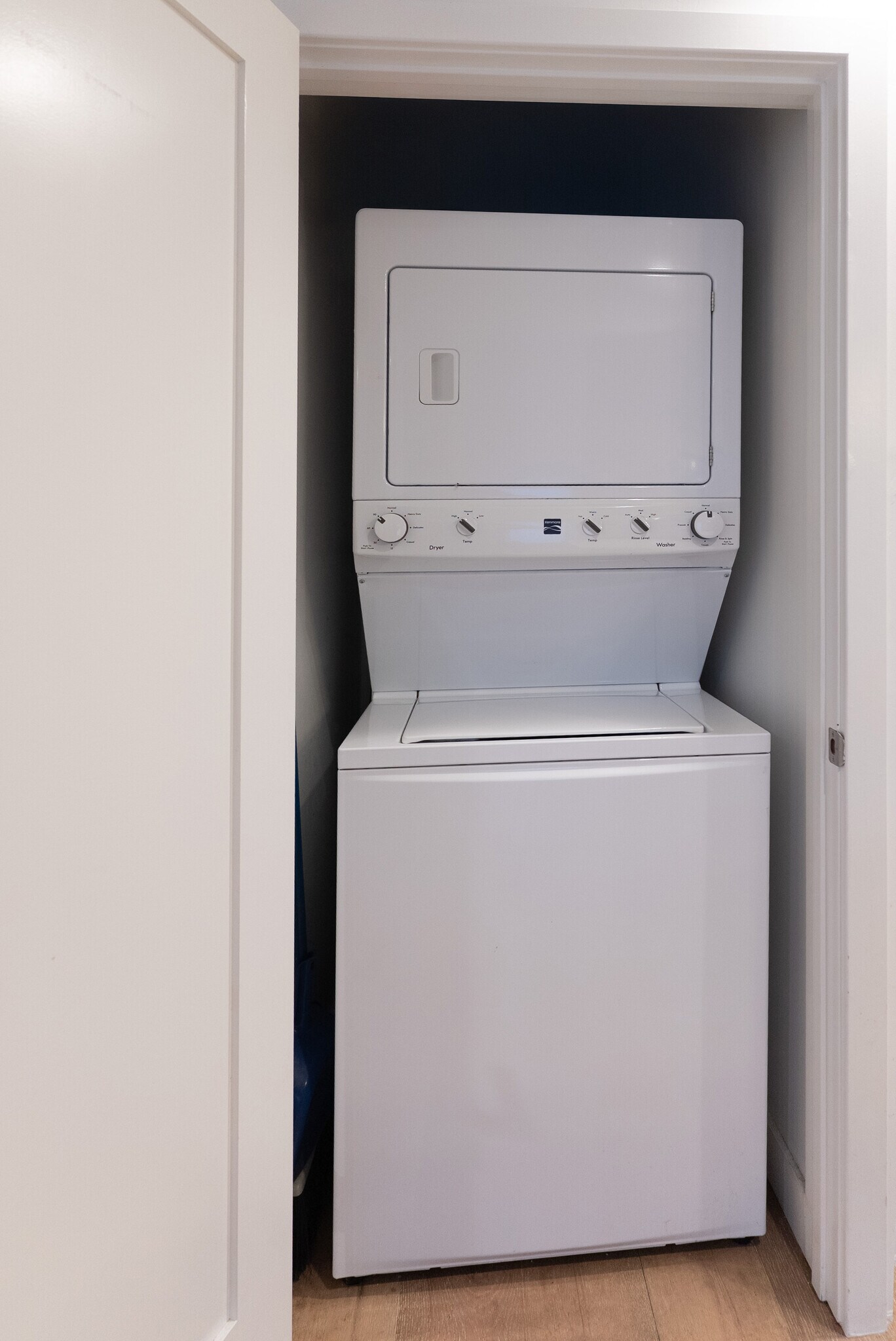 Building Photo - 446 N Commonwealth Ave