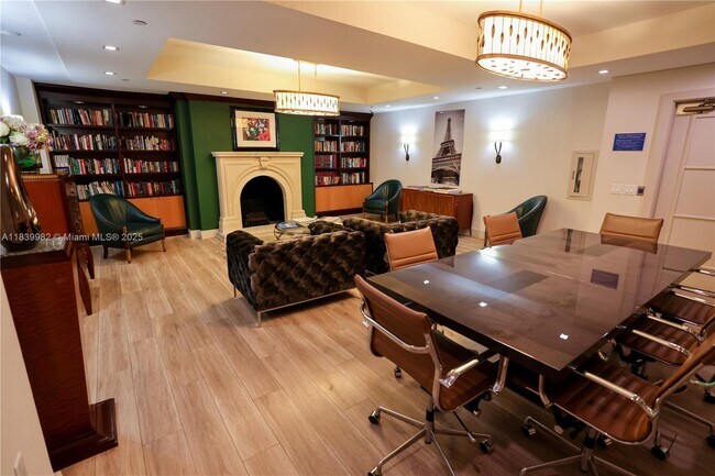 Building Photo - 17555 Collins Ave