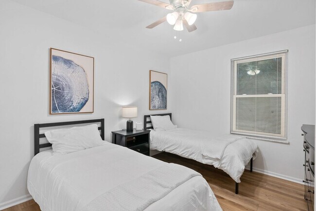 Building Photo - 16401 Baja Ct