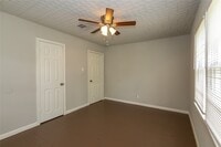 Building Photo - 4710 El Paso Ave