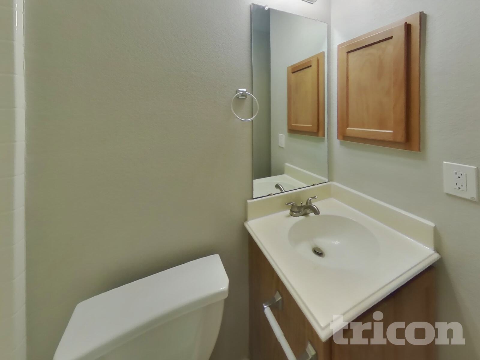 Building Photo - 2106 Rose May Dr