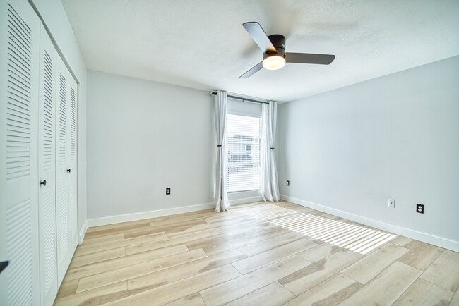 Building Photo - 11912 Cypress Hill Cir