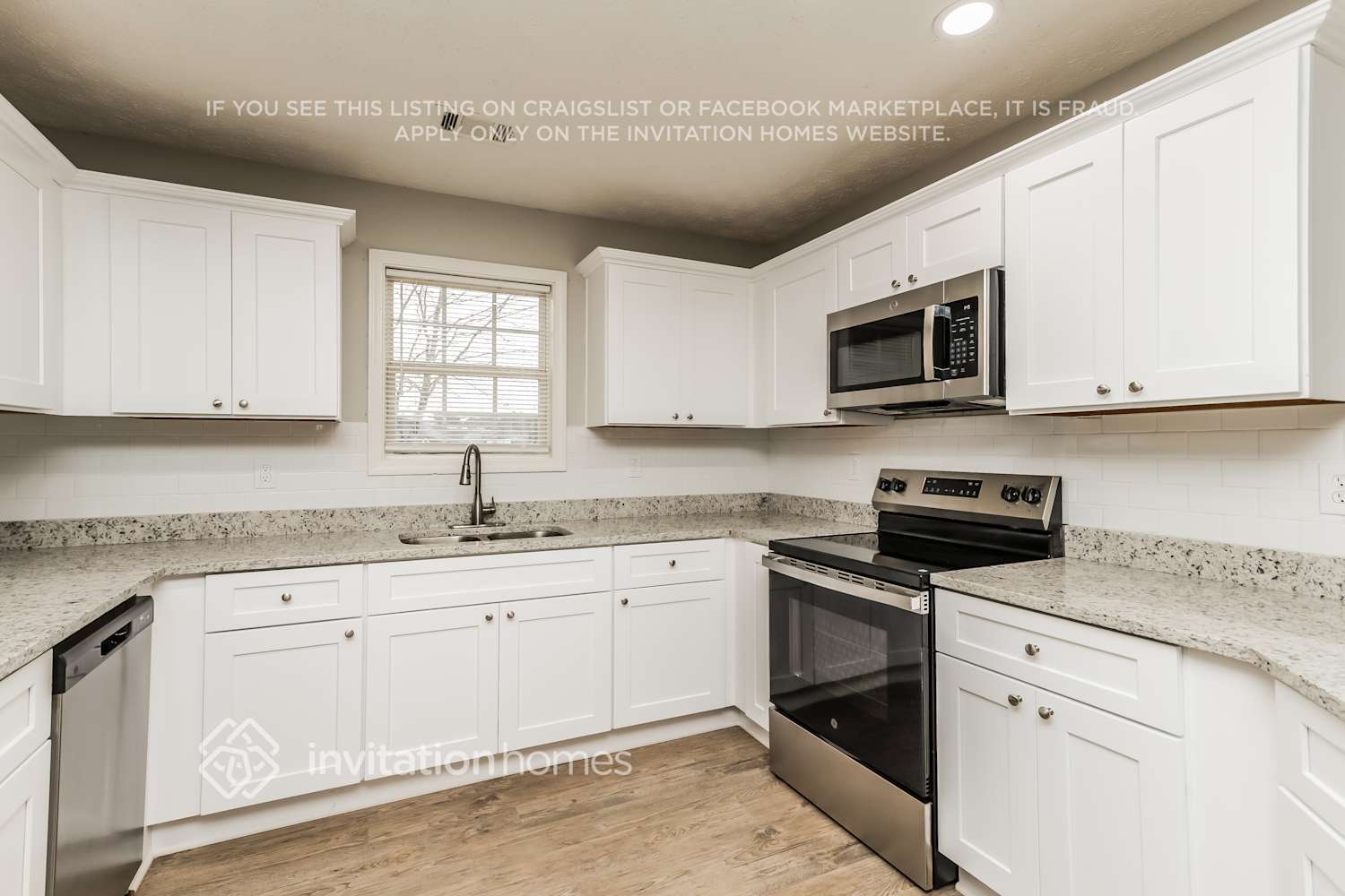 Building Photo - 1004 Buttercup Ln