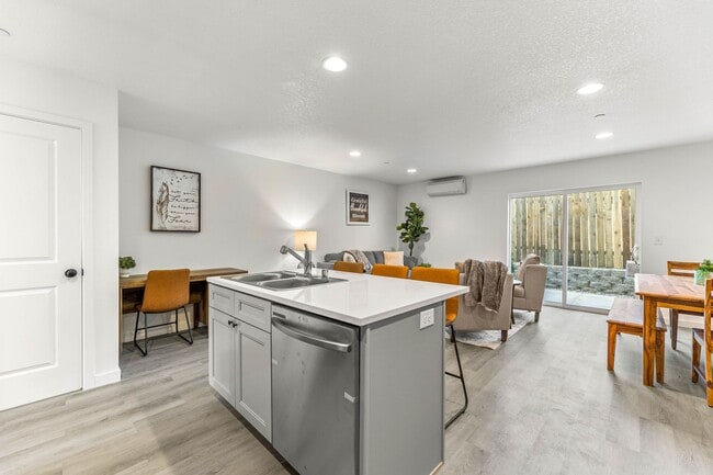 Building Photo - BRAND NEW! Morden Townhomes- Amazing Locat...