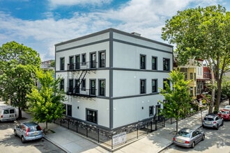 Building Photo - 22 Fleet St