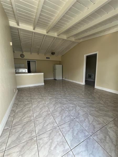 Building Photo - 1641 NW 18th Ave