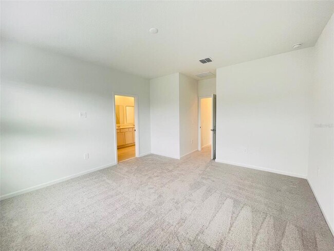 Building Photo - 7250 Summer Ivy Aly