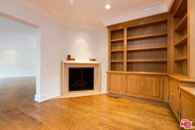 Building Photo - 1450 Cuesta Linda Dr