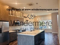 Building Photo - Gorgeous Rare MIDTOWN tri-level Modern home w/ Rooftop Patio!