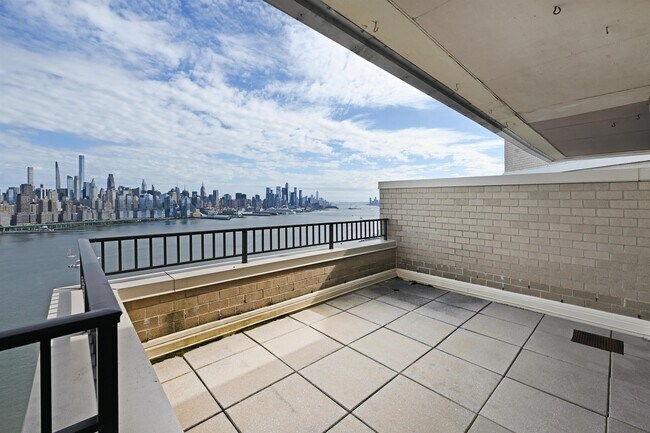 Building Photo - 7002 JFK Blvd E