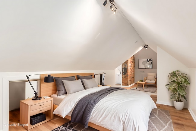 Building Photo - 865 Old Leonard Ave