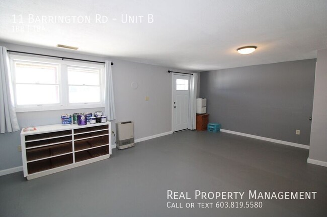 Building Photo - Spacious Waterfront 1 Bedroom on North Riv...