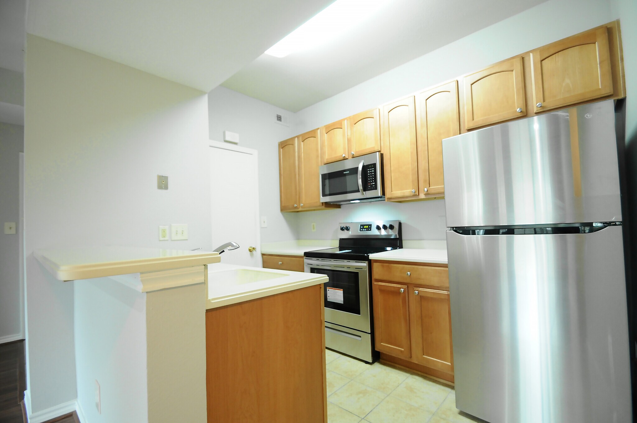 Building Photo - 3903 Penderview Dr