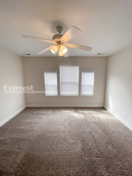 Building Photo - 817 Marksman Ct