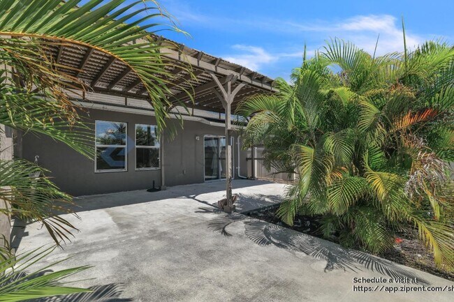 Building Photo - 1785 Broad Winged Hawk Dr