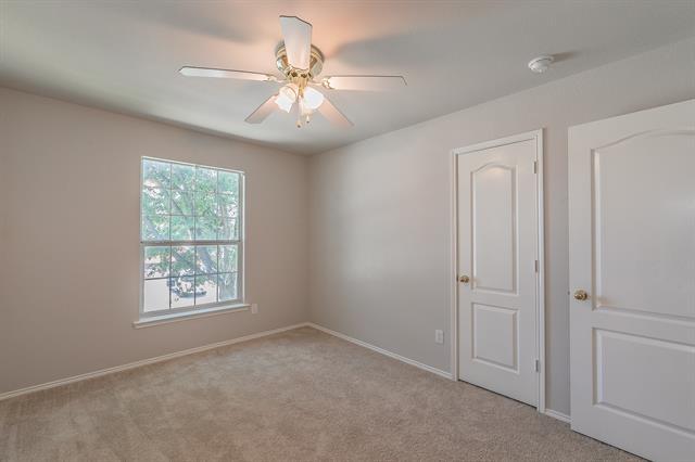 Building Photo - 2668 Redcedar Dr