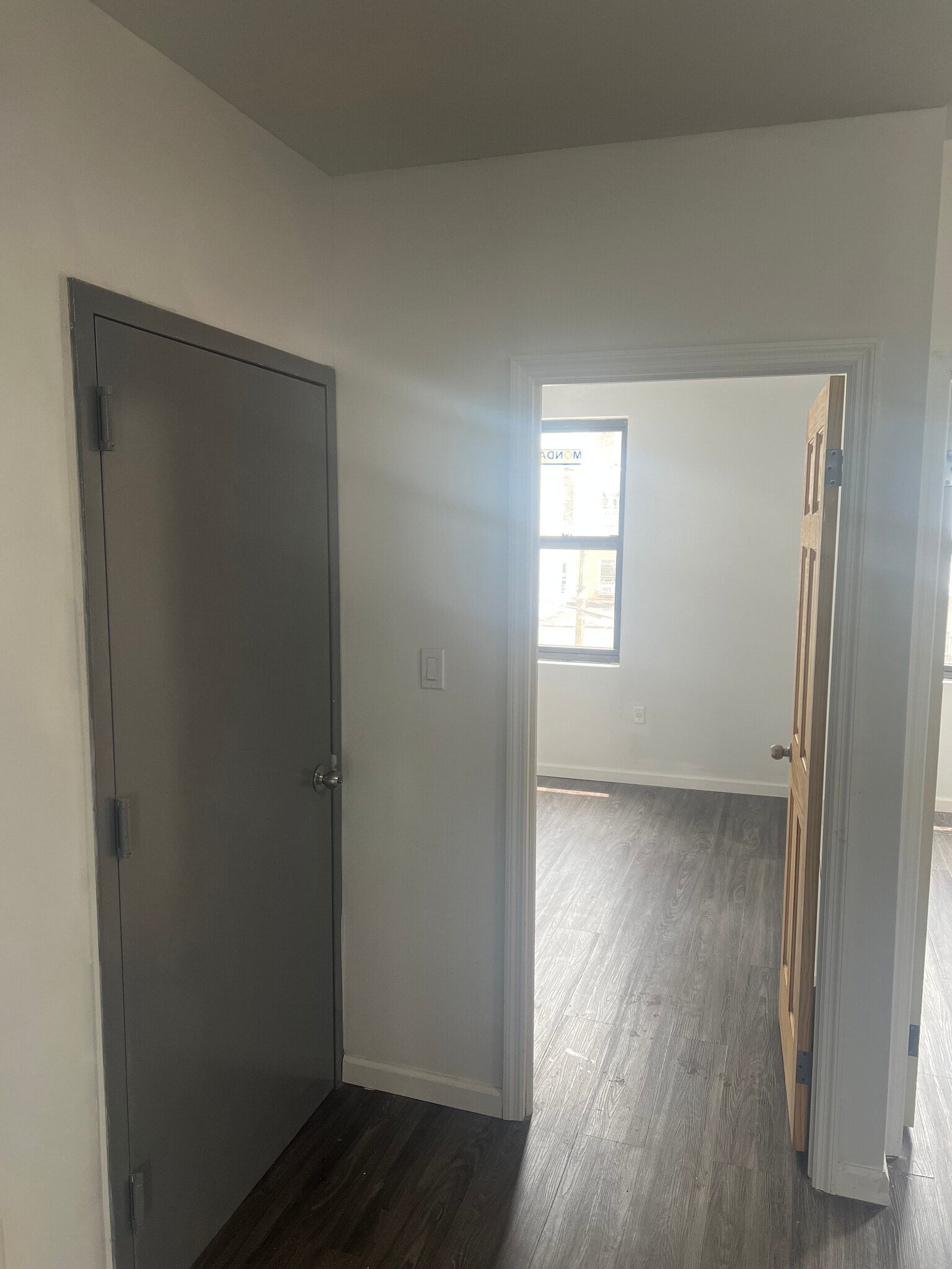Building Photo - 364 52nd St