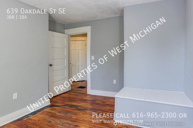 Building Photo - Tours Estimated to Begin 2/7 | 3 Bedroom 1...