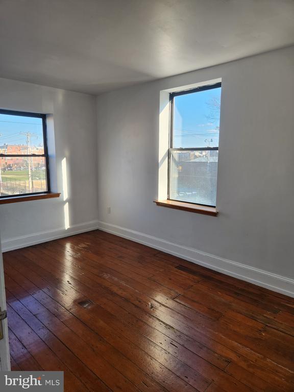 Building Photo - 626 S 10th St