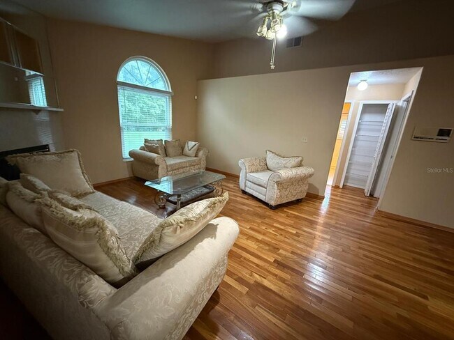 Building Photo - 2430 Coco Bay Cir