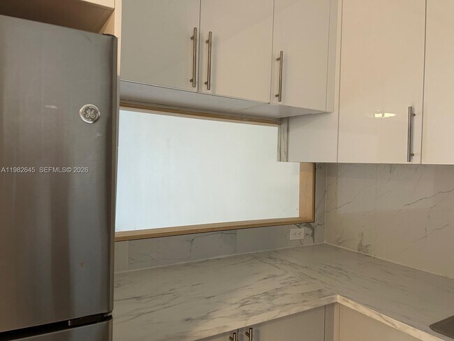 Building Photo - 3751 Environ Blvd