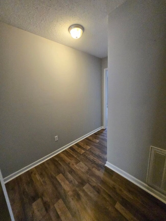 Building Photo - Spacious 2-Bedroom Townhome – Private Deck...