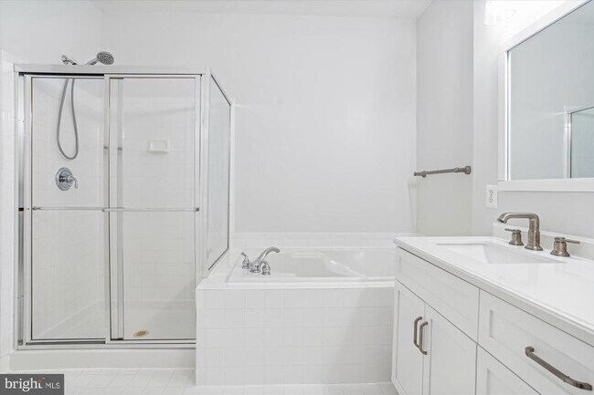 Building Photo - 20238 Portsmouth Blvd