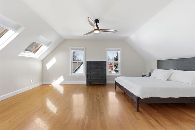 Building Photo - 30 Boardman St