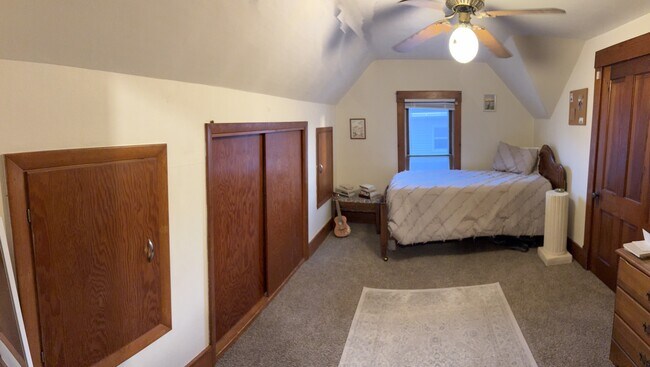 Building Photo - 1923 Clay St