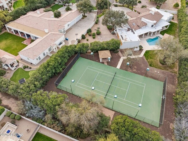 Building Photo - 8303 N 61st Pl