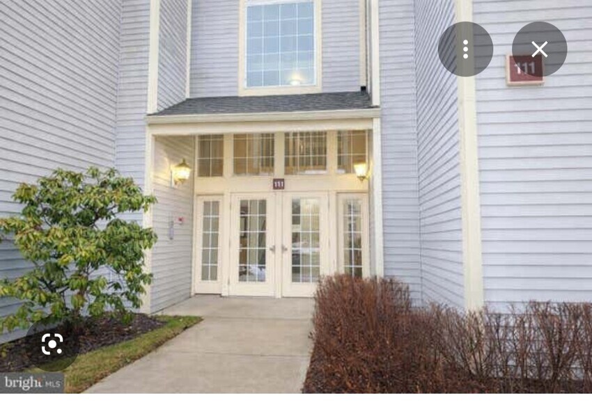 Building Photo - 108 Wrangel Ct