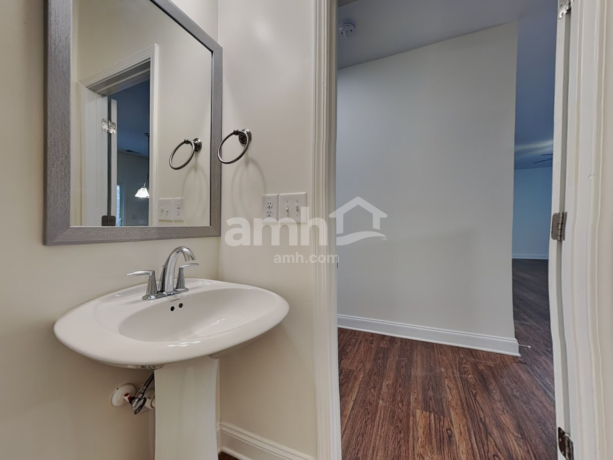 Building Photo - 101 Kirk Dr