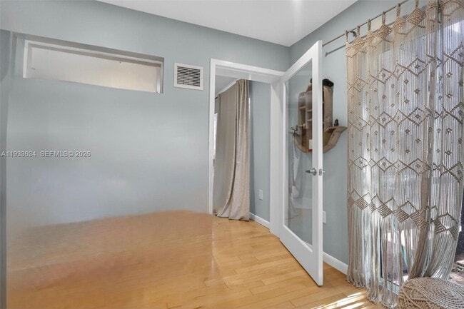 Building Photo - 11890 SW 72nd Pl